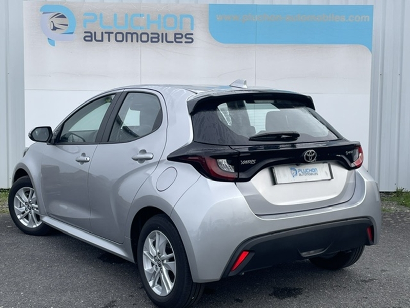 Photo 3 - Toyota Yaris