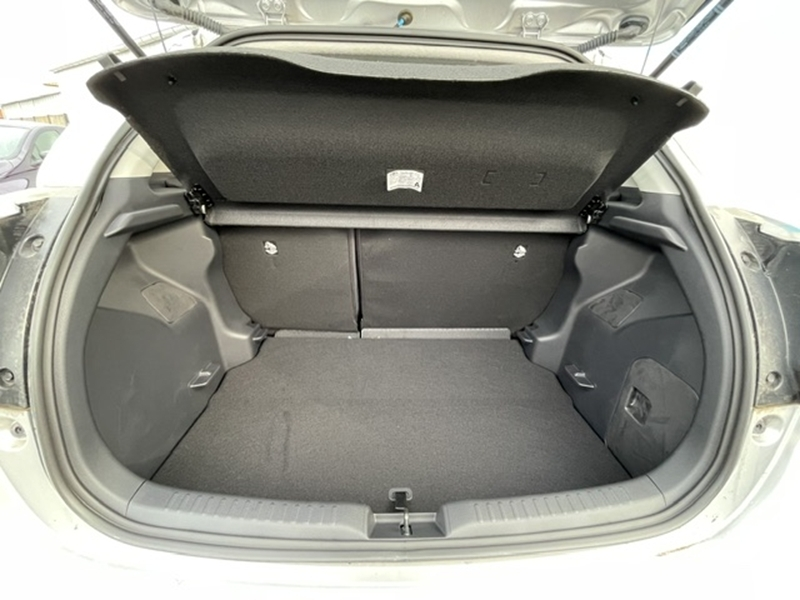 Photo 4 - Toyota Yaris