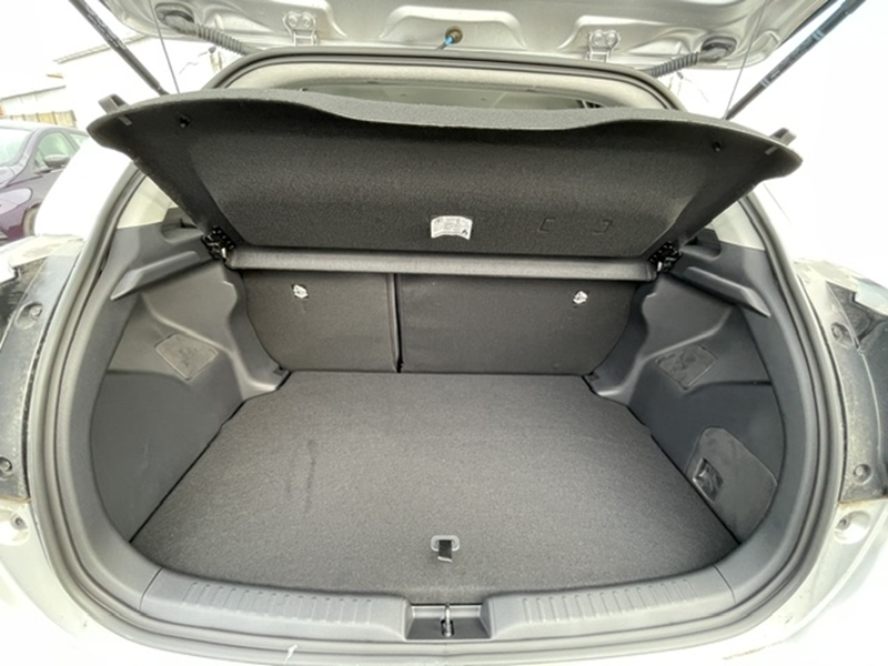 Photo 5 - Toyota Yaris