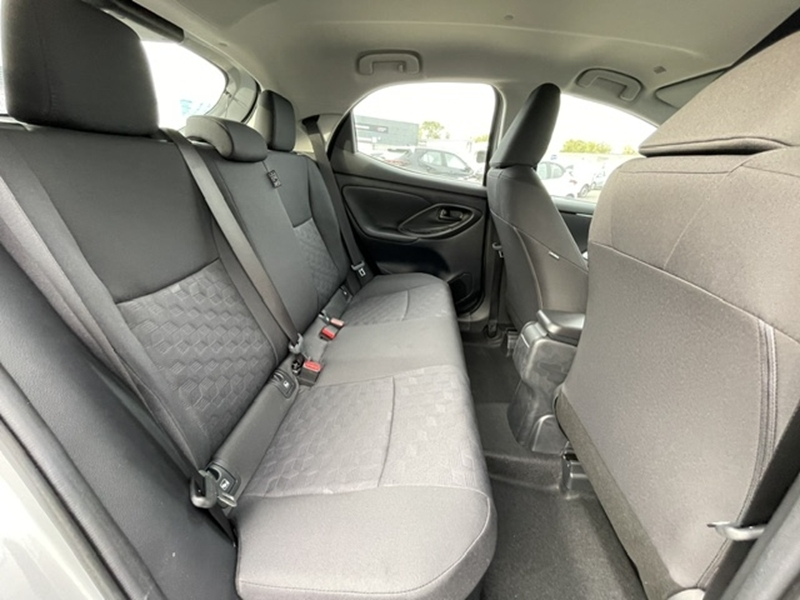 Photo 7 - Toyota Yaris
