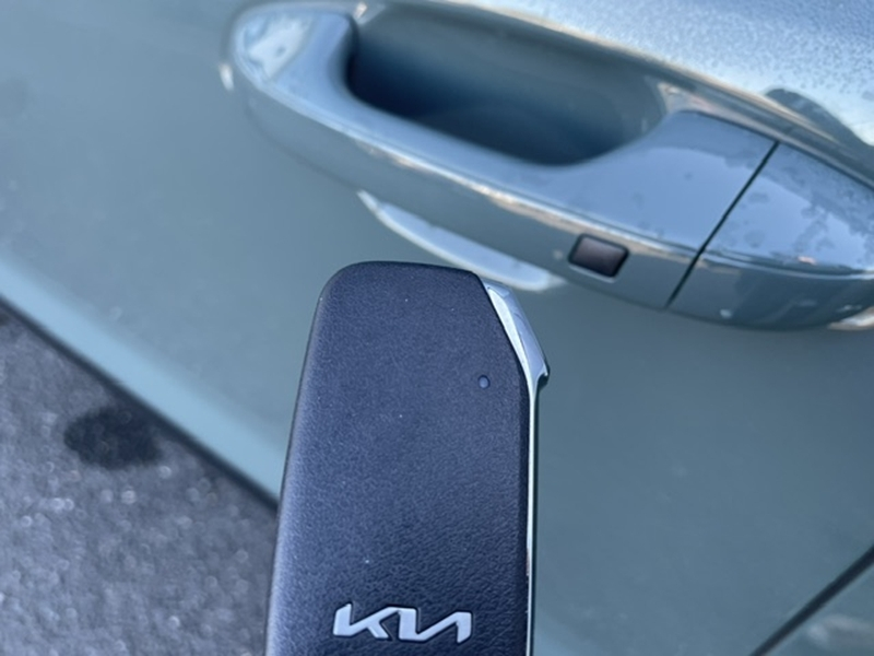 Photo 12 - Kia Niro