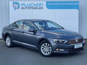 Volkswagen
            Passat