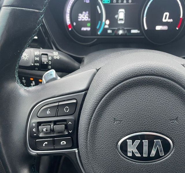 8 img-vehicule.jpgKia
                            img-vehicule.jpgE-Niro