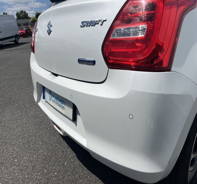 4 img-vehicule.jpgSuzuki
                            img-vehicule.jpgSWift