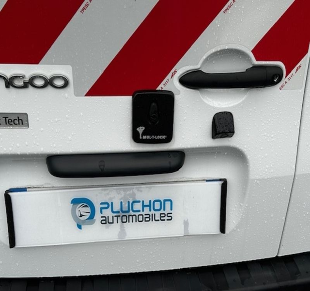 18 img-vehicule.jpgRenault
                            img-vehicule.jpgKangoo II Express