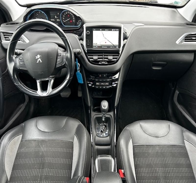 Peugeot
                2008