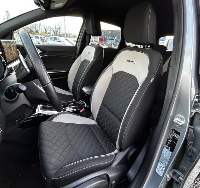 6 img-vehicule.jpgKia
                            img-vehicule.jpgCeed SW