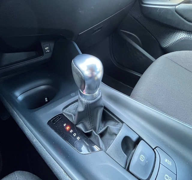 11 img-vehicule.jpgToyota
                            img-vehicule.jpgC-HR