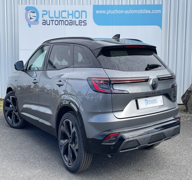 Renault
                Austral