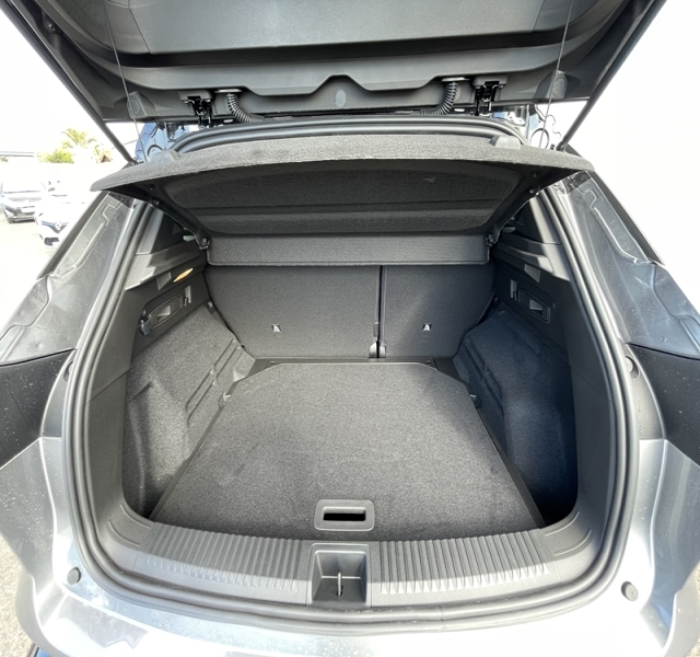 3 img-vehicule.jpgRenault
                            img-vehicule.jpgAustral