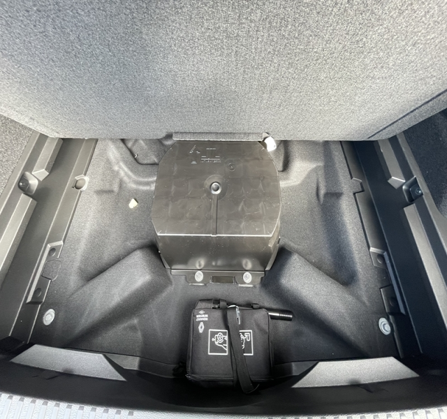 4 img-vehicule.jpgRenault
                            img-vehicule.jpgAustral
