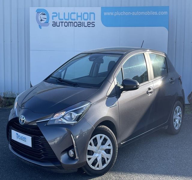 Toyota
        Yaris