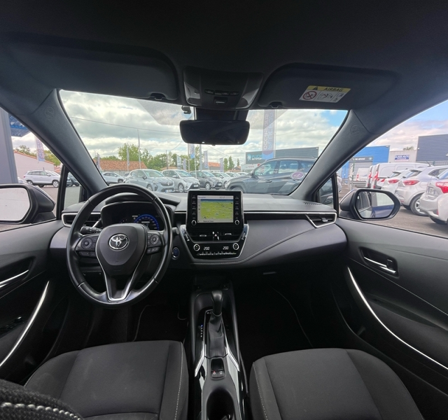 Toyota
                Corolla Touring Spt