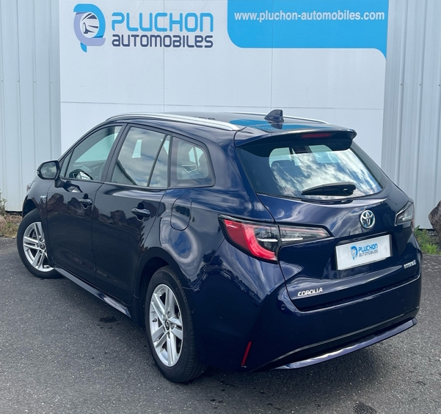 Toyota
                Corolla Touring Spt
