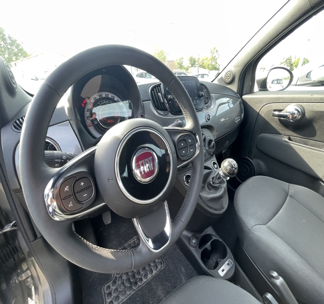 FIAT
                500