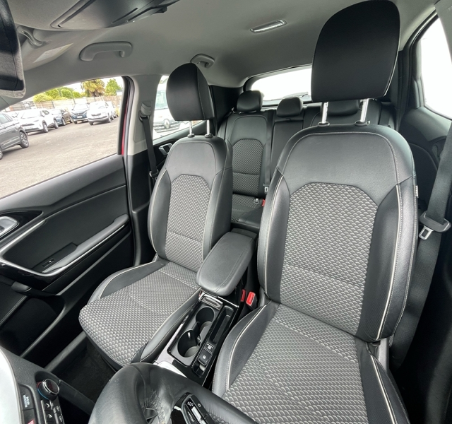 8 img-vehicule.jpgKia
                            img-vehicule.jpgXceed