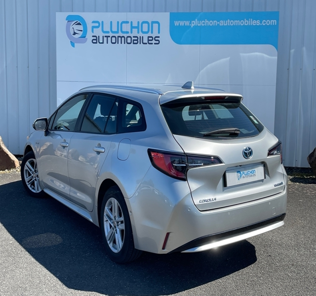 Toyota
                Corolla Touring Spt