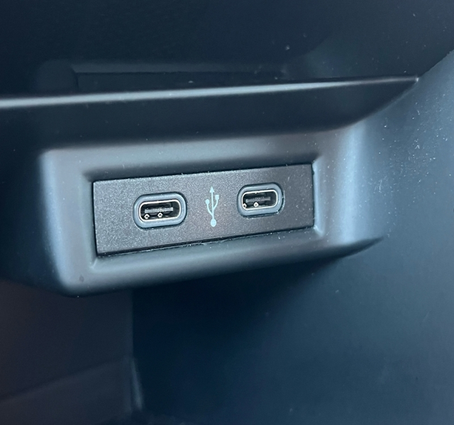 8 img-vehicule.jpgToyota
                            img-vehicule.jpgYaris