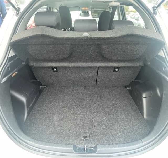 9 img-vehicule.jpgToyota
                            img-vehicule.jpgYaris