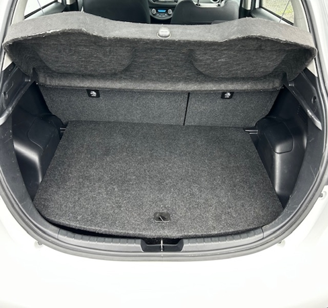 3 img-vehicule.jpgToyota
                            img-vehicule.jpgYaris