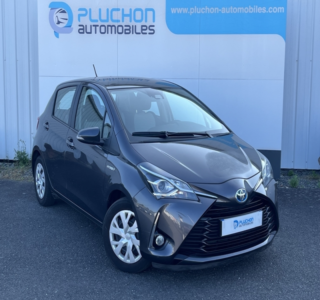Toyota
                Yaris