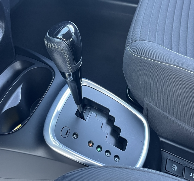14 img-vehicule.jpgToyota
                            img-vehicule.jpgYaris