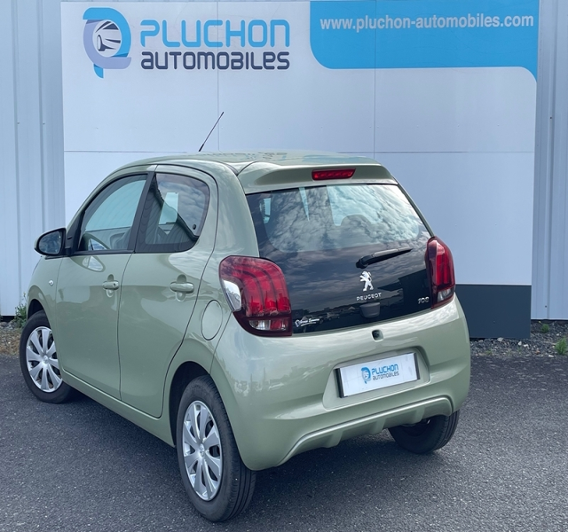 Peugeot
                108