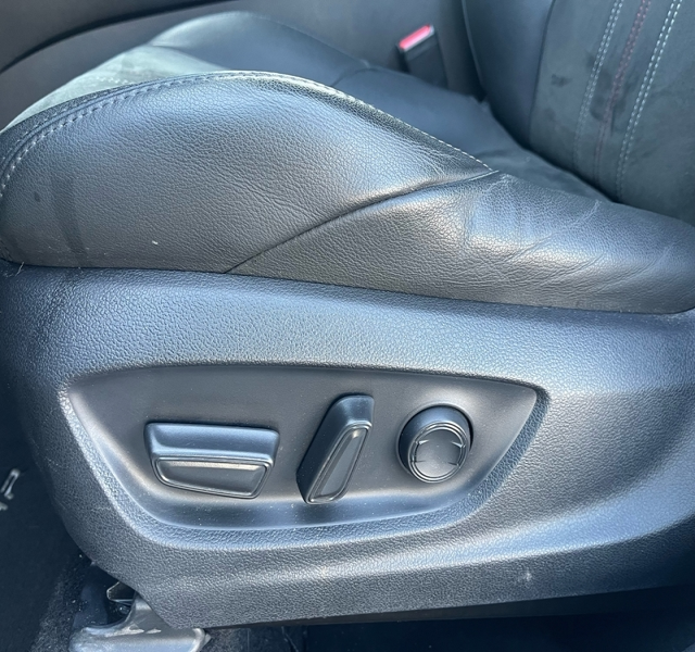 8 img-vehicule.jpgToyota
                            img-vehicule.jpgC-HR