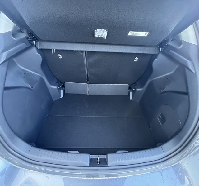 3 img-vehicule.jpgToyota
                            img-vehicule.jpgYaris
