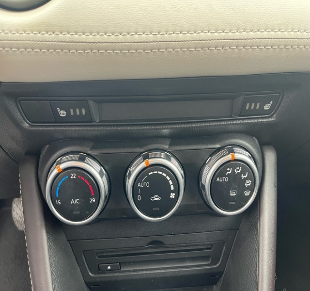 8 img-vehicule.jpgMazda
                            img-vehicule.jpgCX-3