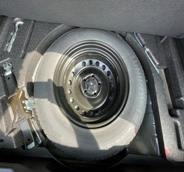 4 img-vehicule.jpgRenault
                            img-vehicule.jpgKadjar