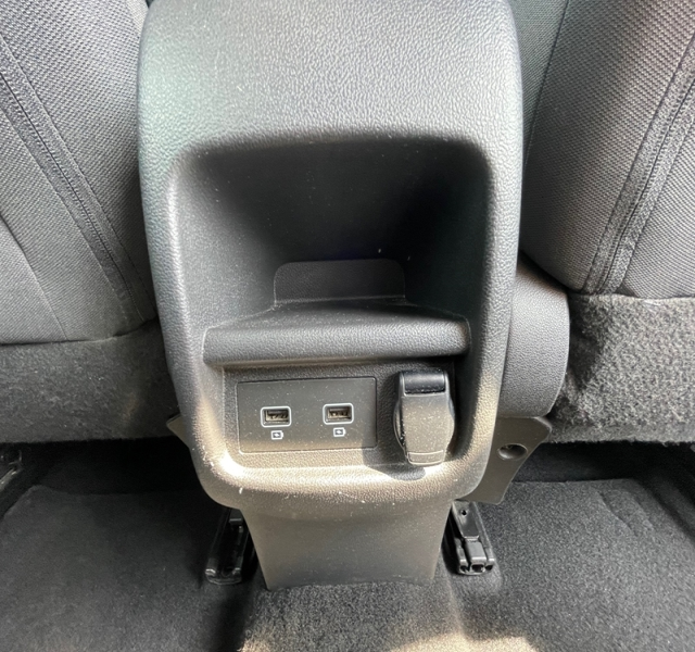8 img-vehicule.jpgRenault
                            img-vehicule.jpgKadjar