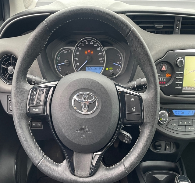 7 img-vehicule.jpgToyota
                            img-vehicule.jpgYaris