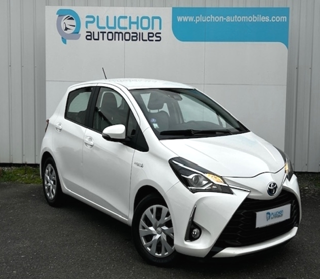 Toyota
                Yaris