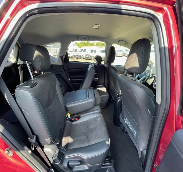 6 img-vehicule.jpgToyota
                            img-vehicule.jpgPrius+