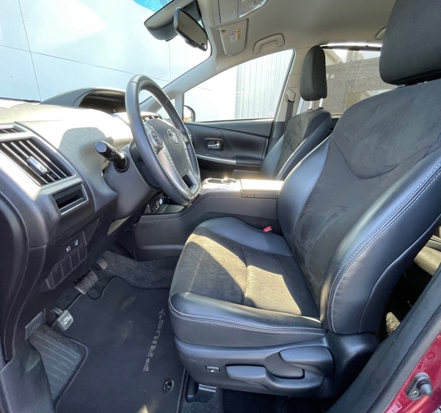 10 img-vehicule.jpgToyota
                            img-vehicule.jpgPrius+