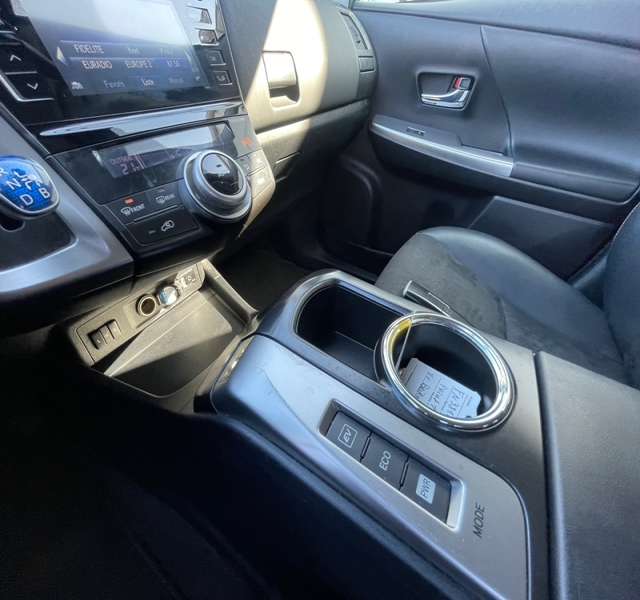 11 img-vehicule.jpgToyota
                            img-vehicule.jpgPrius+