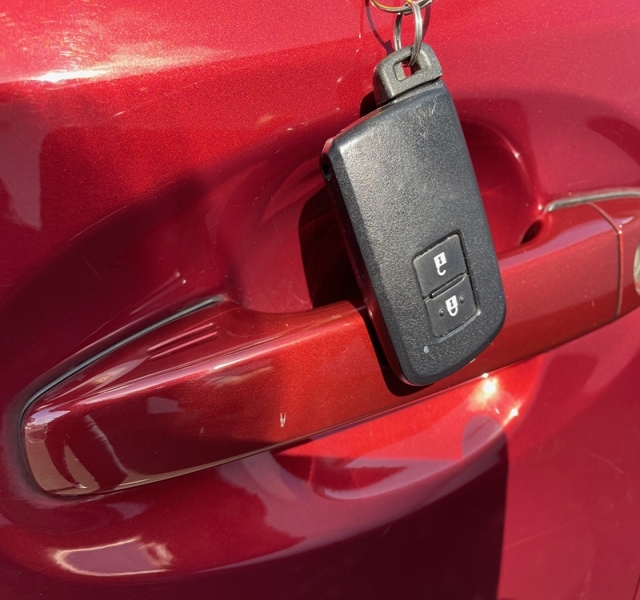 18 img-vehicule.jpgToyota
                            img-vehicule.jpgPrius+
