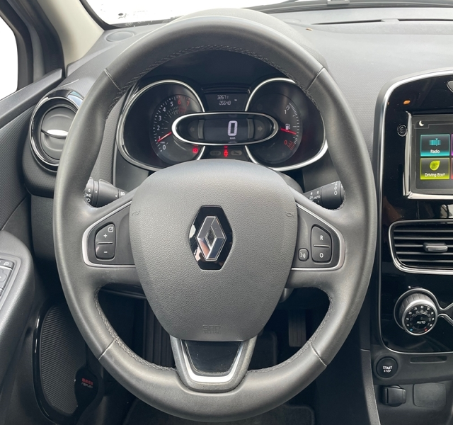 8 img-vehicule.jpgRenault
                            img-vehicule.jpgClio IV