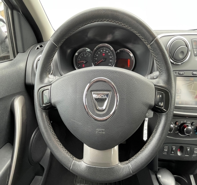 7 img-vehicule.jpgDacia
                            img-vehicule.jpgSandero
