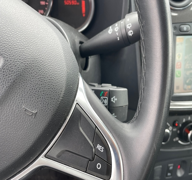 8 img-vehicule.jpgDacia
                            img-vehicule.jpgSandero