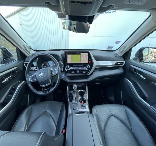 Toyota
                HIGhlander