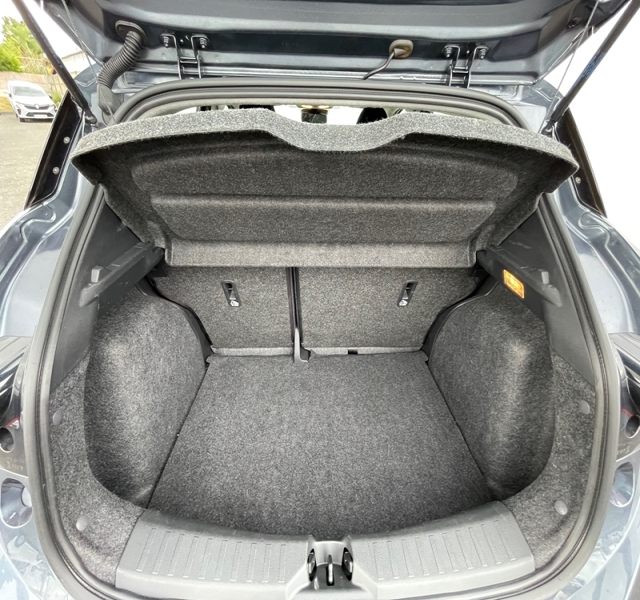 3 img-vehicule.jpgNissan
                            img-vehicule.jpgMicra
