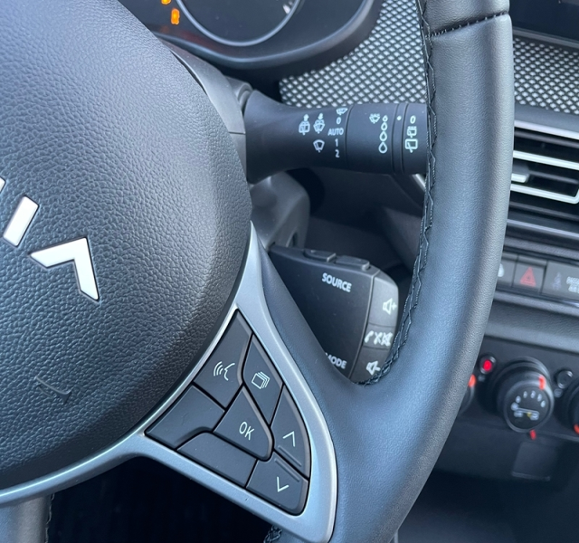 9 img-vehicule.jpgDacia
                            img-vehicule.jpgJogger