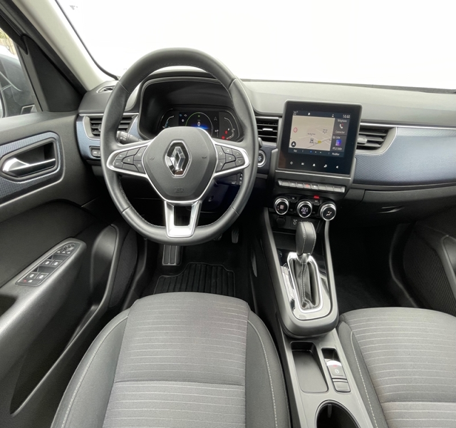 Renault
                Arkana