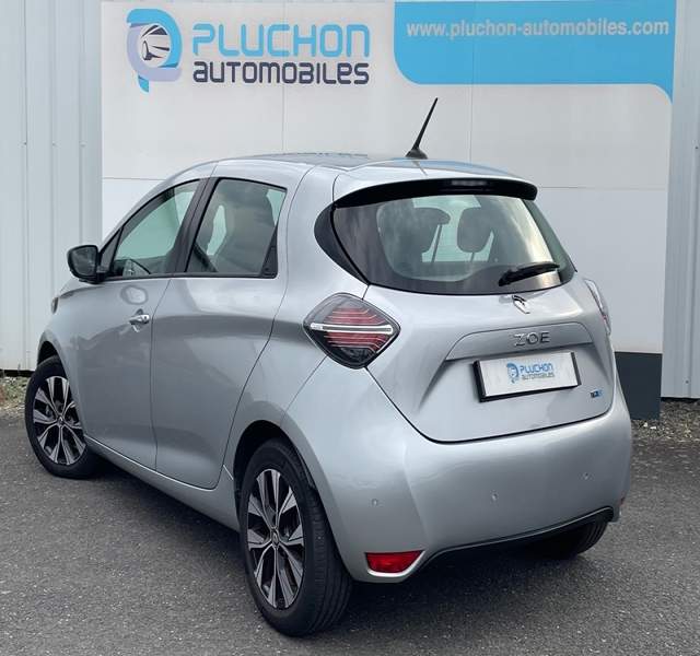 Renault
                Zoe