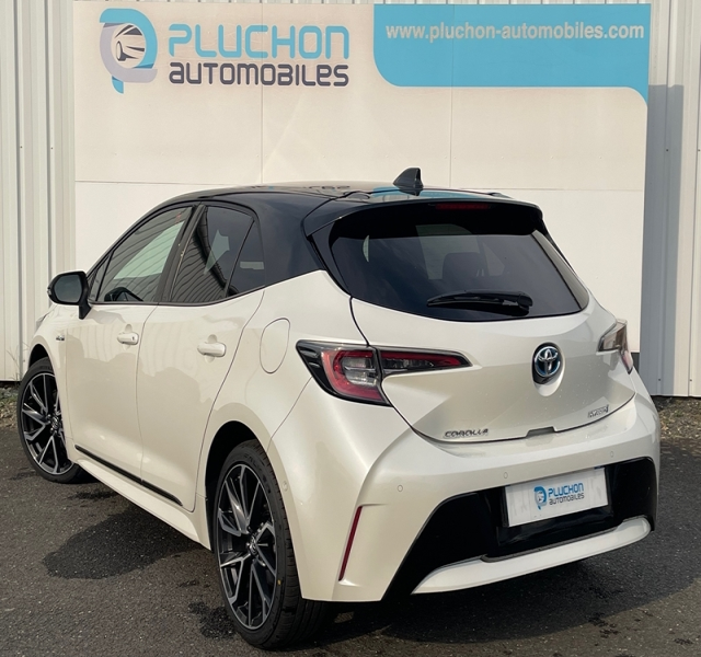 Toyota
                Corolla