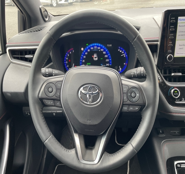 7 img-vehicule.jpgToyota
                            img-vehicule.jpgCorolla
