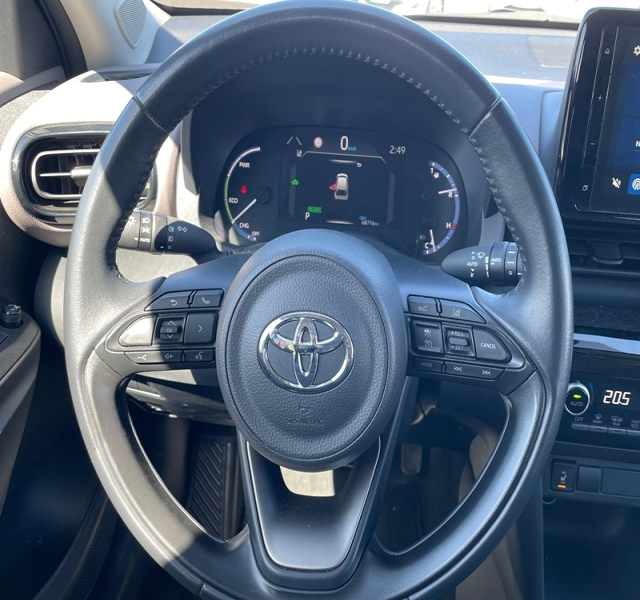 5 img-vehicule.jpgToyota
                            img-vehicule.jpgYaris Cross