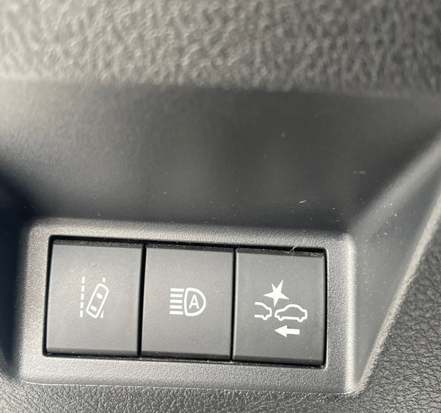 11 img-vehicule.jpgToyota
                            img-vehicule.jpgYaris